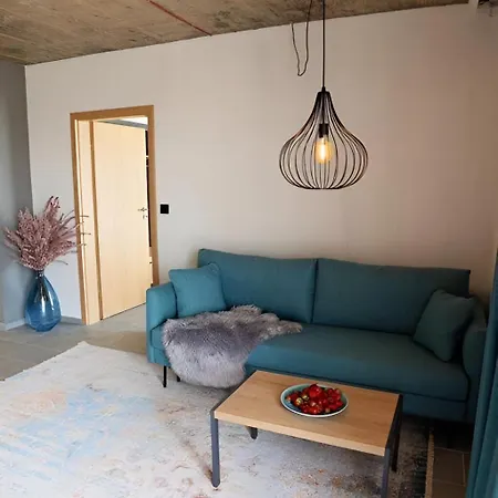 Amara Sugar סאני ביץ'